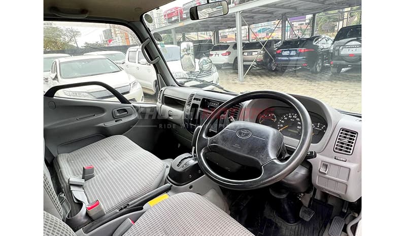 2015 Toyota Toyoace Long image-13