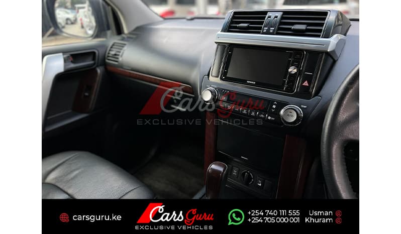 2015 Toyota Land Cruiser Prado TX image-8
