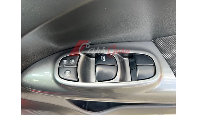 2015 Nissan Juke 15RX image-7
