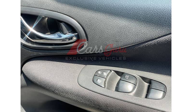 2015 Nissan Serena Safety Highway image-11