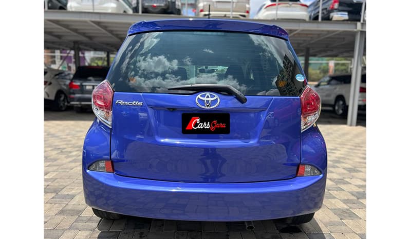2015 Toyota Ractis GL image-2