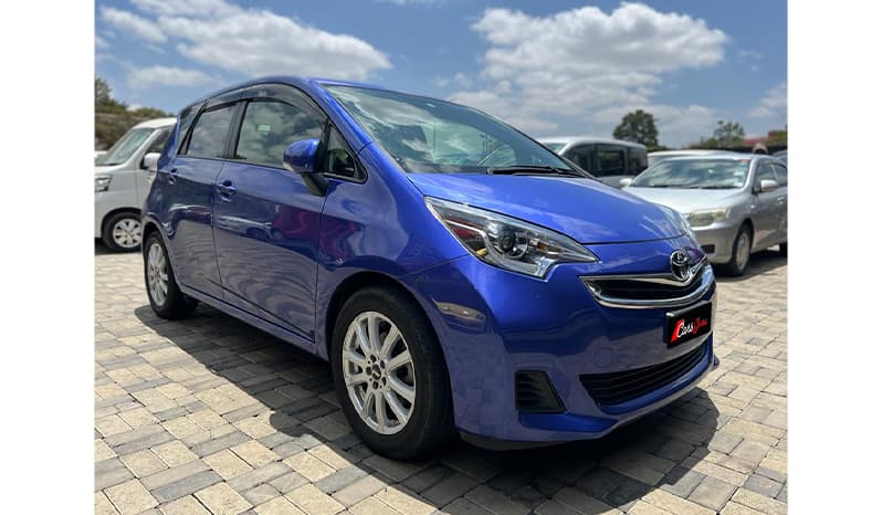 2015 Toyota Ractis GL image-3