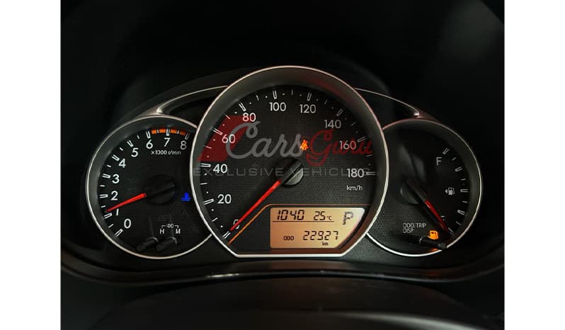 2015 Toyota Ractis GL image-6