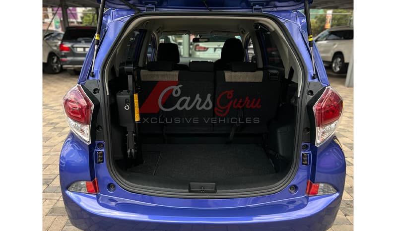 2015 Toyota Ractis GL image-10