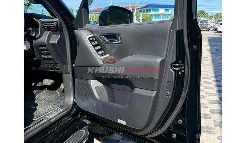 2022 Toyota Land Cruiser image-10