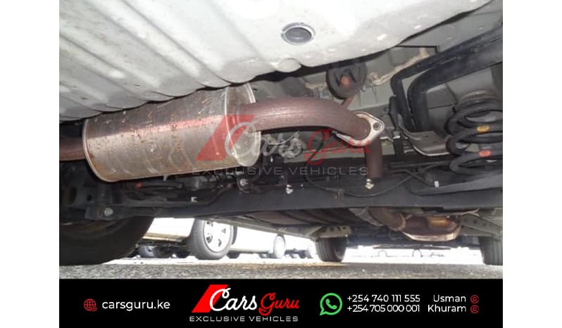 2015 Nissan Serena 20S image-7