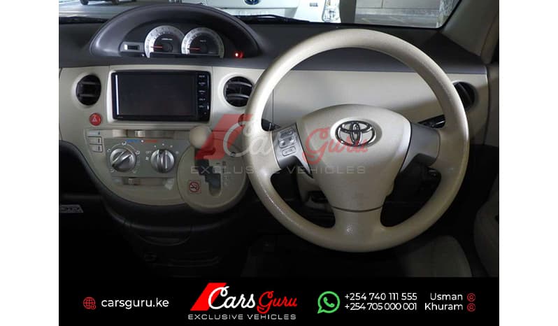 2015 Toyota Sienta X image-5
