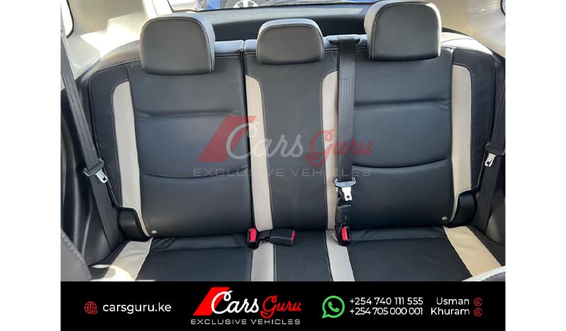 2015 Mazda Verisa L image-16