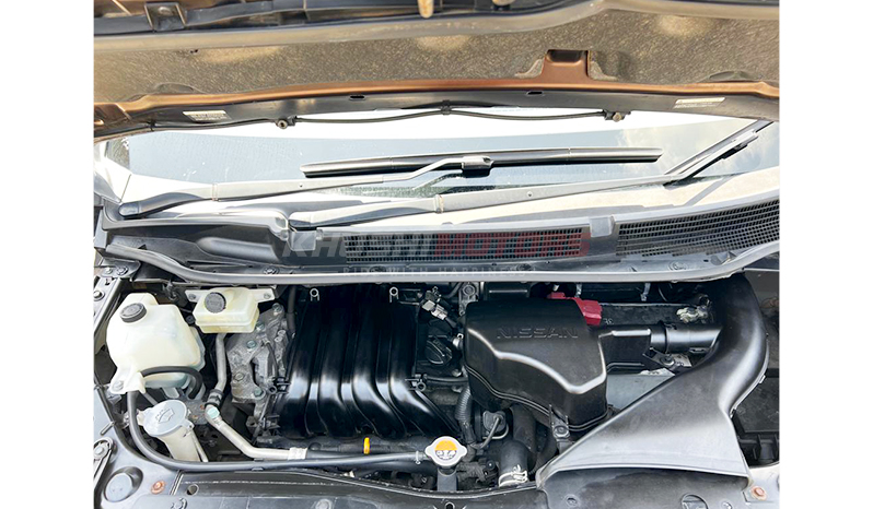 2015 Nissan Serena Safety 20X V-SEL image-27