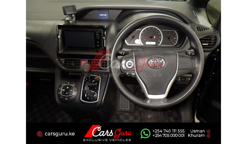 2015 Toyota Voxy X image-7