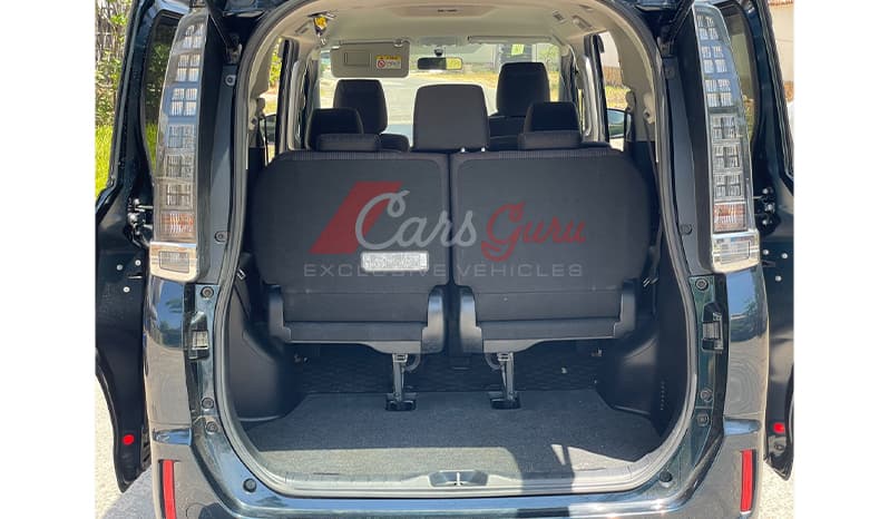 2015 Toyota Voxy X image-11