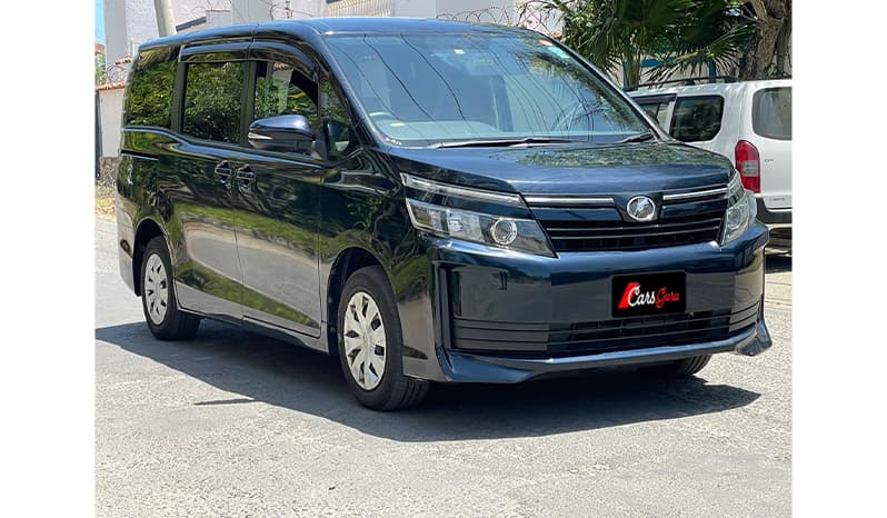 2015 Toyota Voxy X image-17