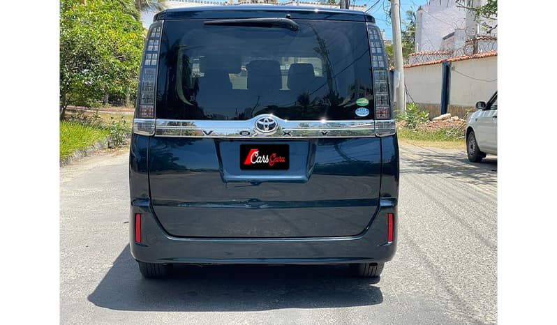 2015 Toyota Voxy X image-18