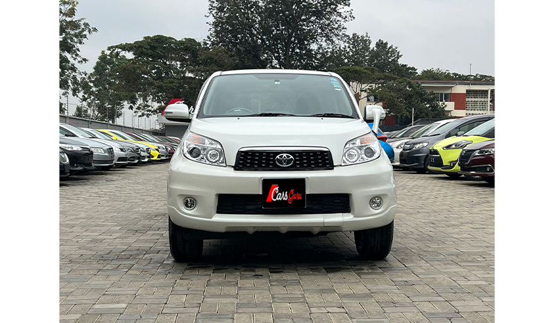 2015 Toyota Rush image-10