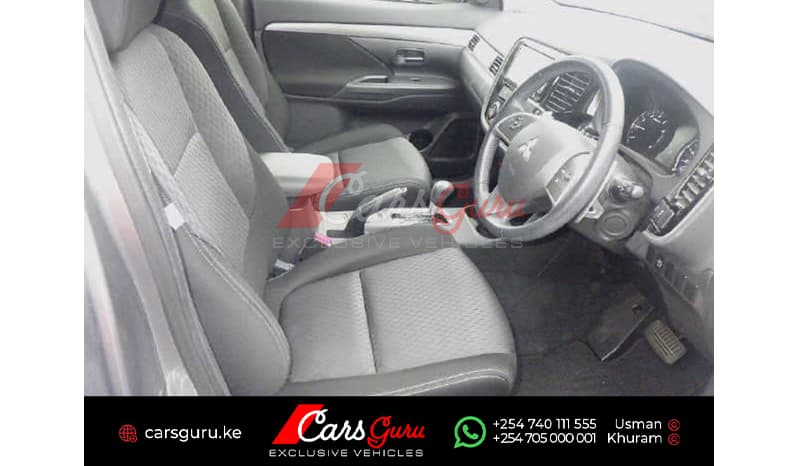 2015 Mitsubishi Outlander image-8