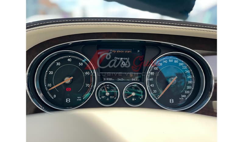 2015 Bentley Flying Spur image-23