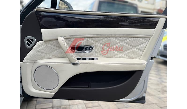 2015 Bentley Flying Spur image-24