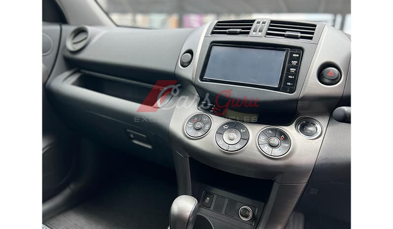 2015 Toyota RAV4 image-8