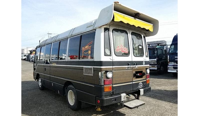 1990 Nissan Civilian image-13