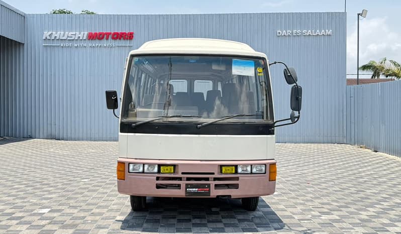 1990 Nissan Civilian image-14
