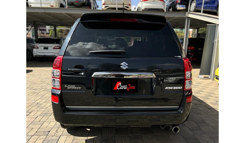 2015 Suzuki Escudo image-3