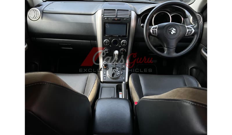 2015 Suzuki Escudo image-6