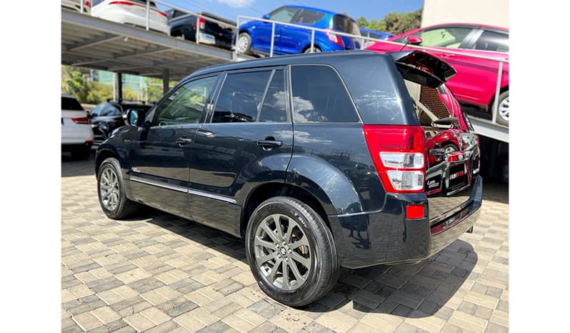 2015 Suzuki Escudo image-14