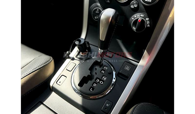 2015 Suzuki Escudo image-17