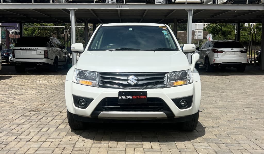 2015 Suzuki Escudo XG image-1