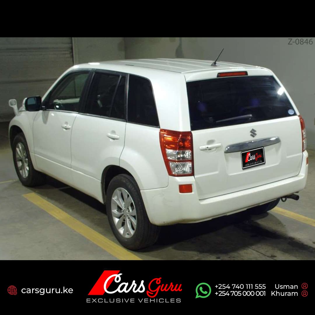 2015 Suzuki Escudo XG image-3