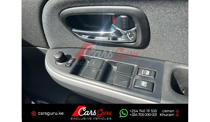 2015 Suzuki Escudo XG image-21
