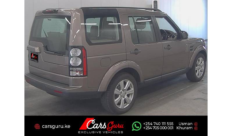 2015 Land Rover Discovery image-5