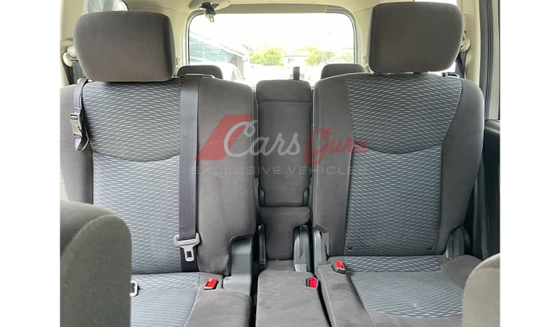 2015 Nissan Serena 20S image-12