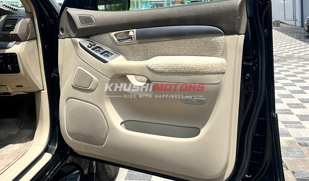 2003 Toyota Land Cruiser Prado image-16
