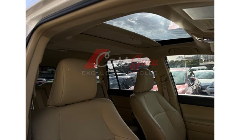 2015 Toyota Land Cruiser Prado TX image-8