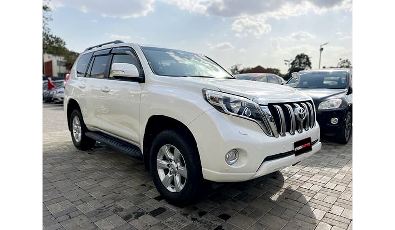 2015 Toyota Land Cruiser Prado TX image-13