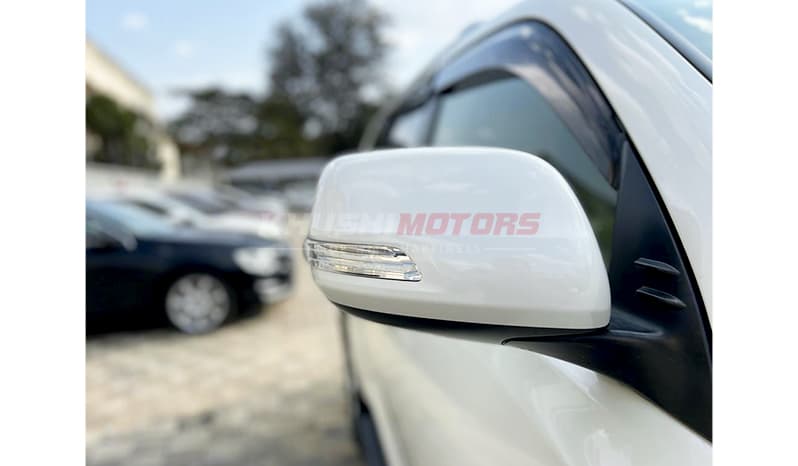 2015 Toyota Land Cruiser Prado TX image-18