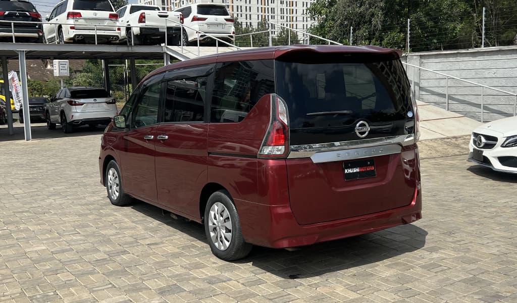 2016 Nissan Serena image-28