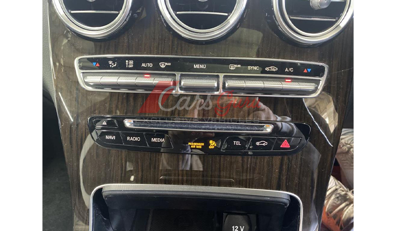2016 Mercedes-Benz GLC-Class GLC250 image-15