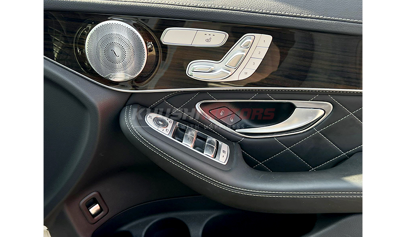 2016 Mercedes-Benz GLC-Class GLC250 image-34