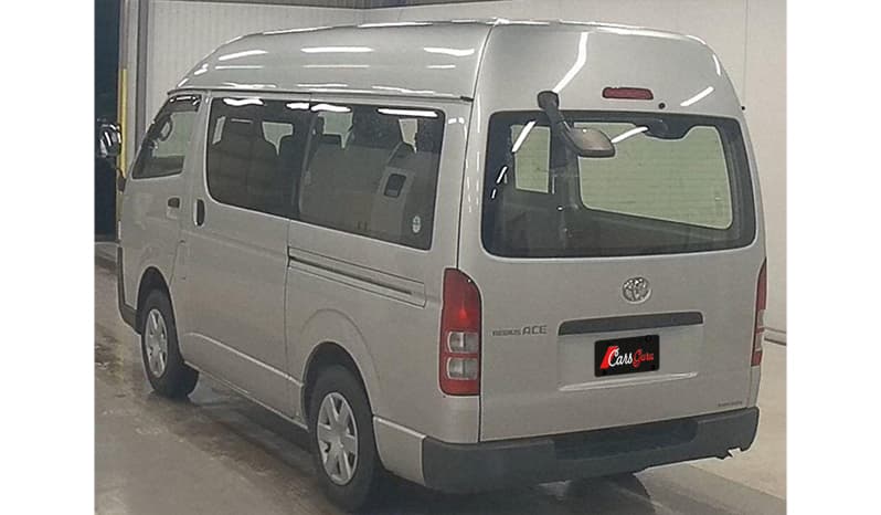 2016 Toyota Hiace Long High Roof image-4