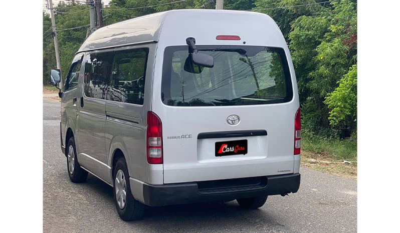 2016 Toyota Hiace Long High Roof image-11