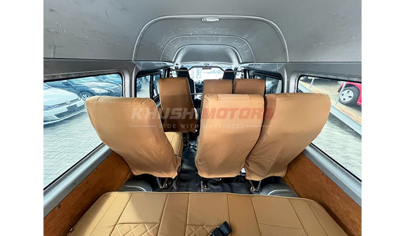 2016 Toyota Hiace Long High Roof image-31