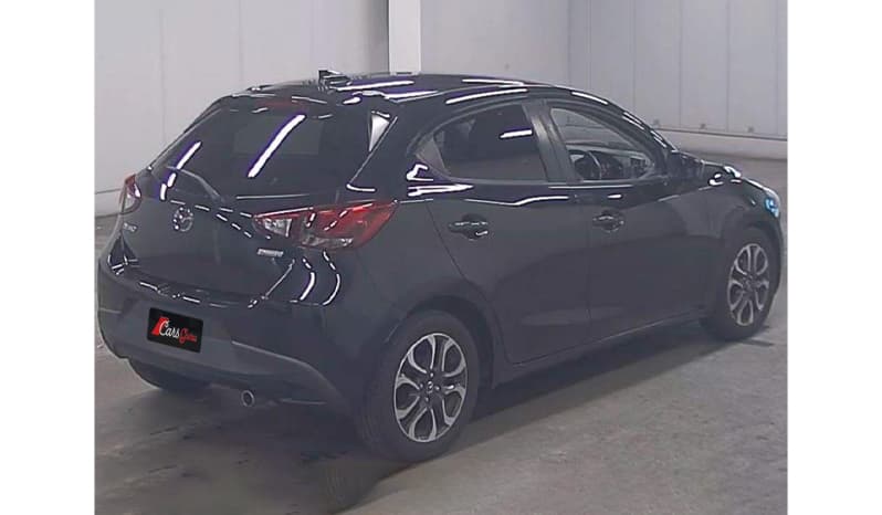 2016 Mazda Demio XD Touring image-10
