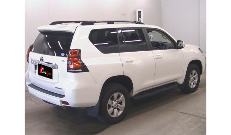 2017 Toyota Land Cruiser Prado TX-L image-5
