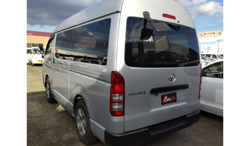 2016 Toyota Regius Ace Van image-5