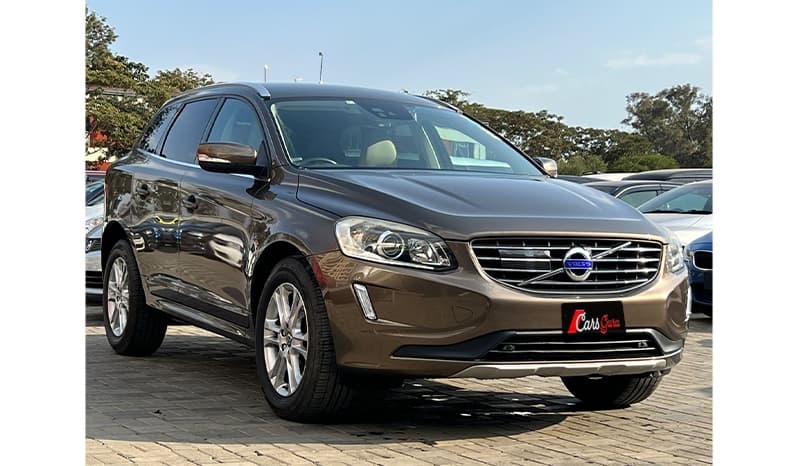 2016 Volvo XC60 image-4