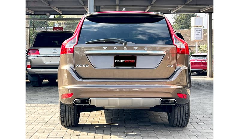 2016 Volvo XC60 image-11