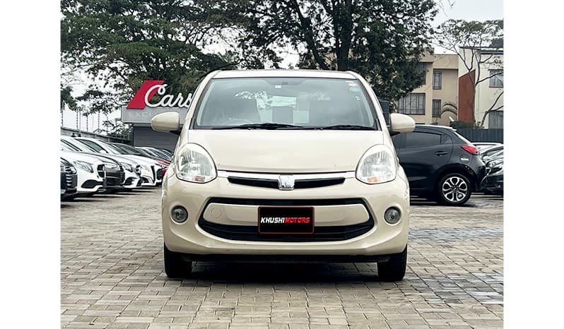 2016 Toyota Passo Z image-1