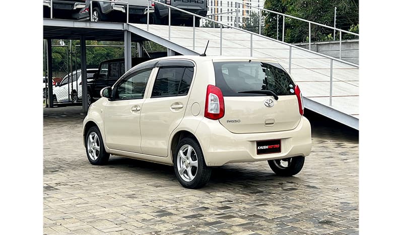 2016 Toyota Passo Z image-6